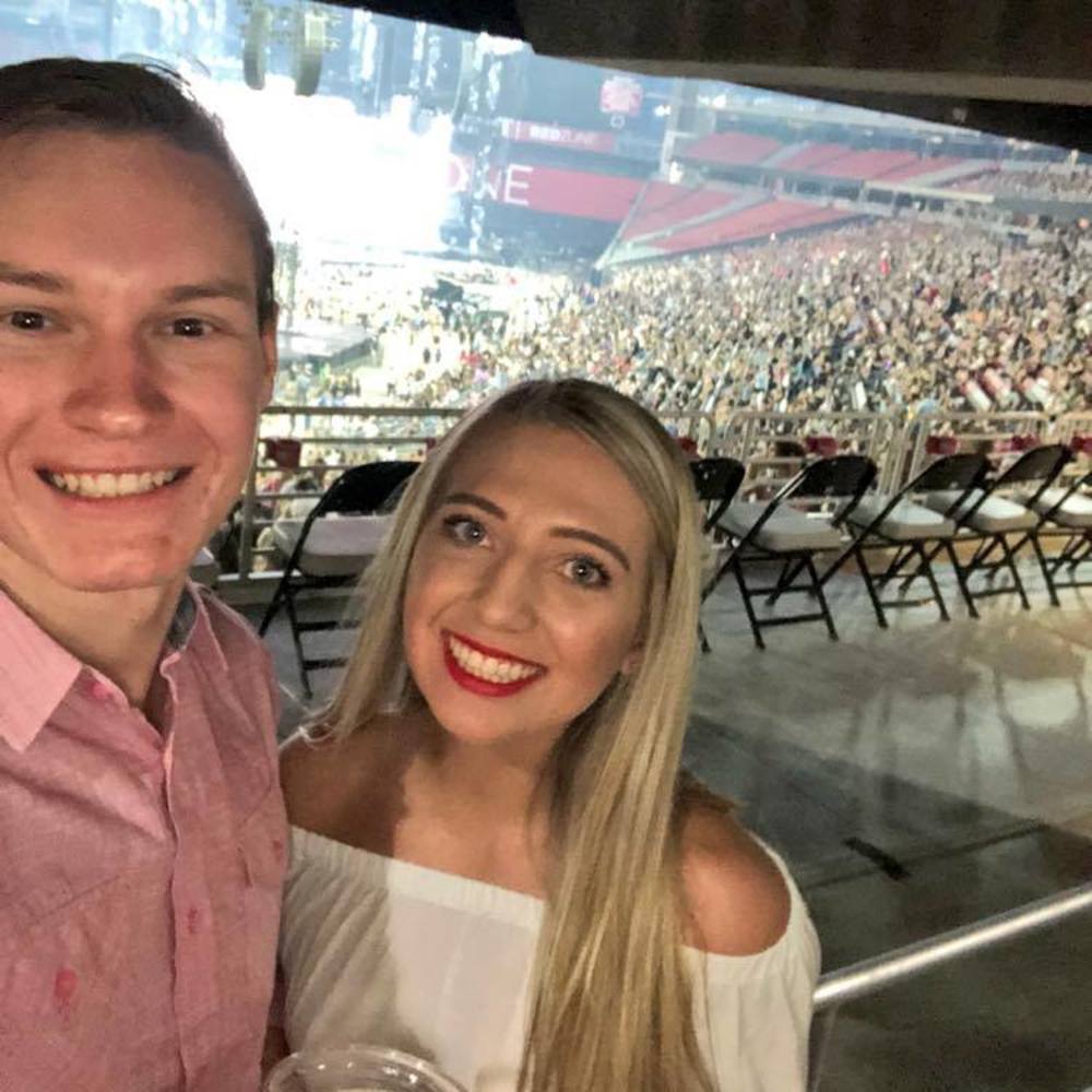 Meet your Posher, Kayla